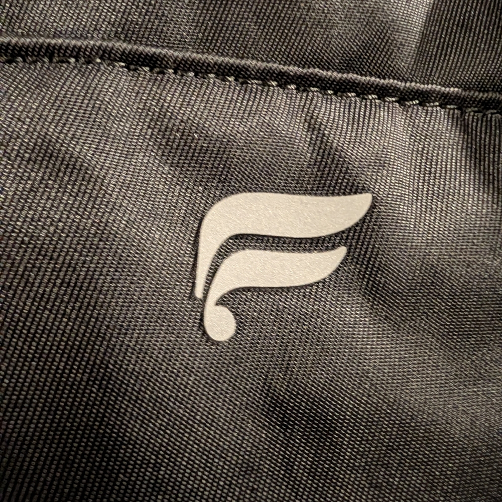 Fabletics Black Duffel Bag for Men Or Women - Picture 3 of 7
